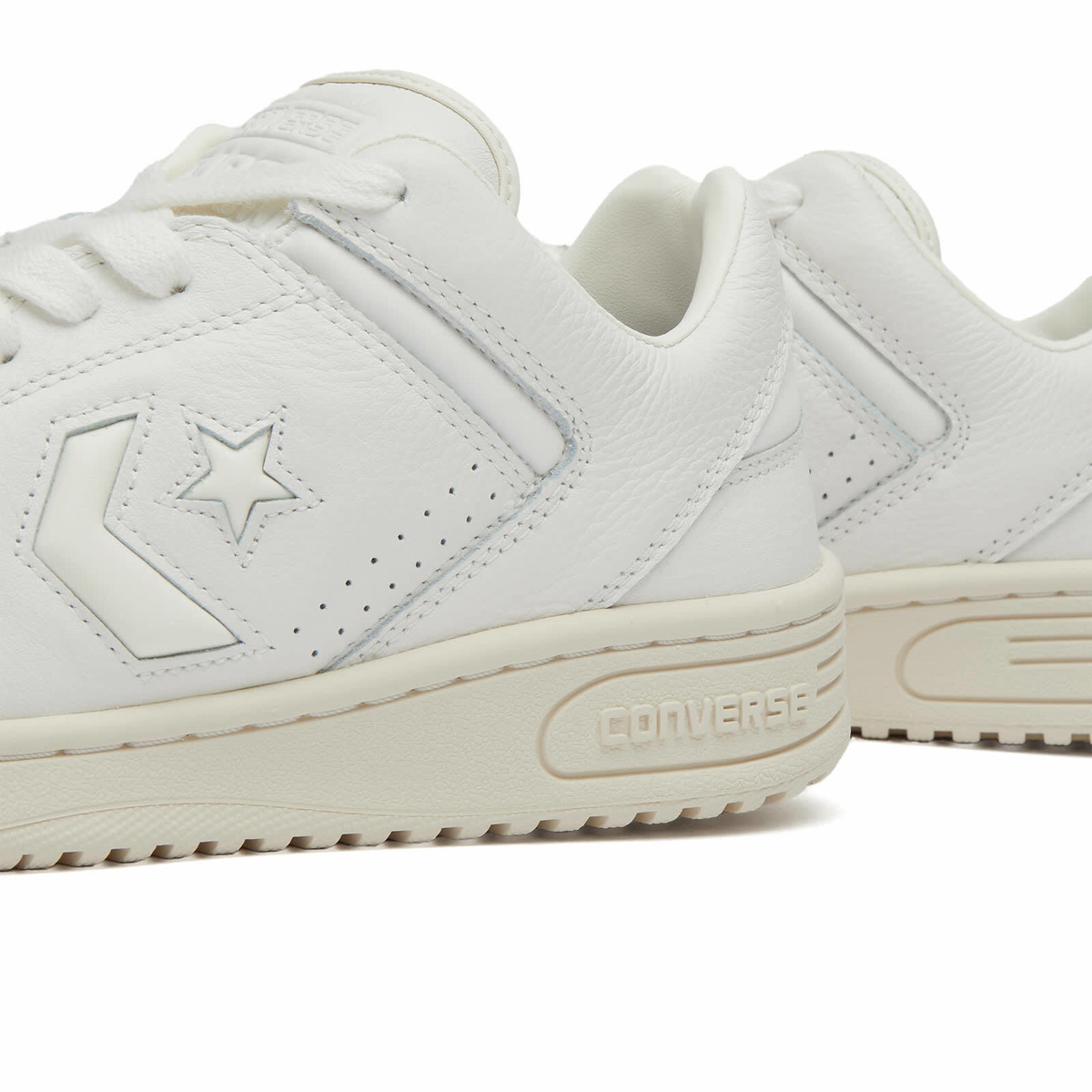 国内配送 CONVERSE WEAPON PLTS FS OX OFF WHITE Converse Basketball's Weapon Is Now a Chunky Skate Shoe