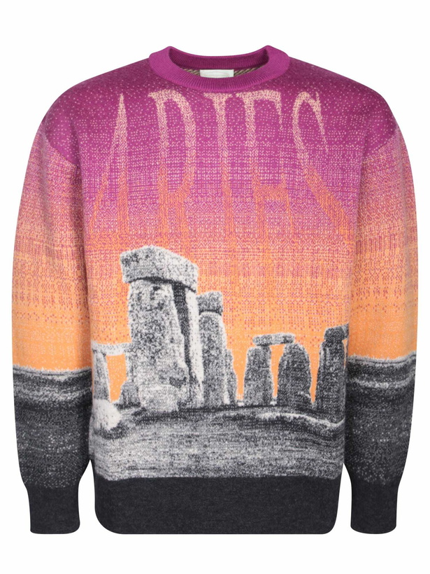 Photo: Aries Henge Motif Pullover