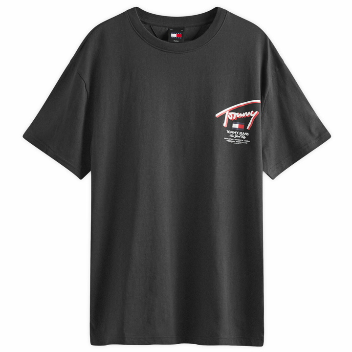 Photo: Tommy Jeans Men's 3D Signature T-Shirt in Black