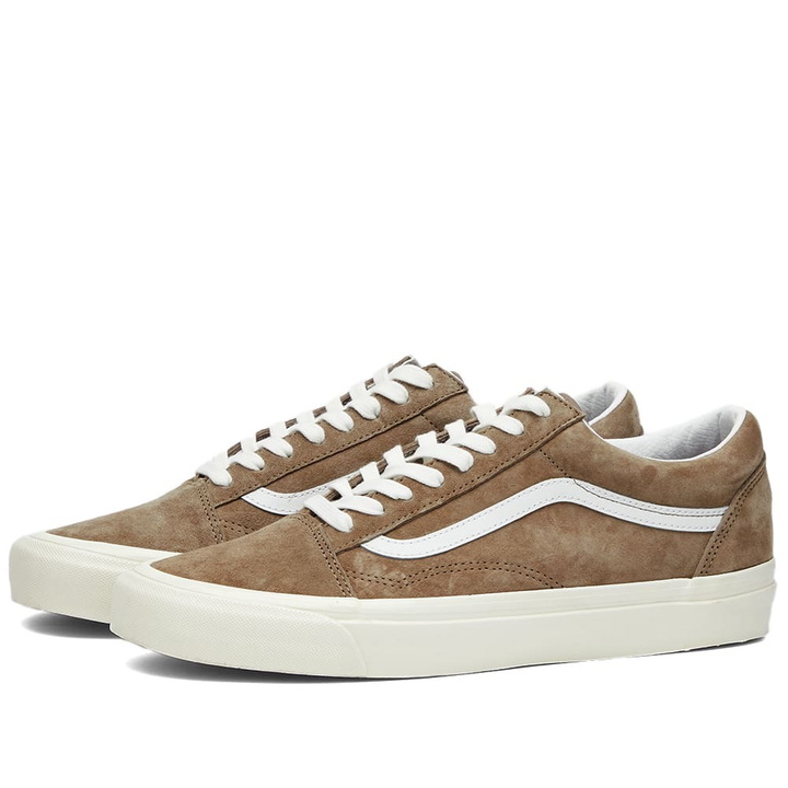 Photo: Vans Men's UA Old Skool 36 DX Sneakers in Brown/White