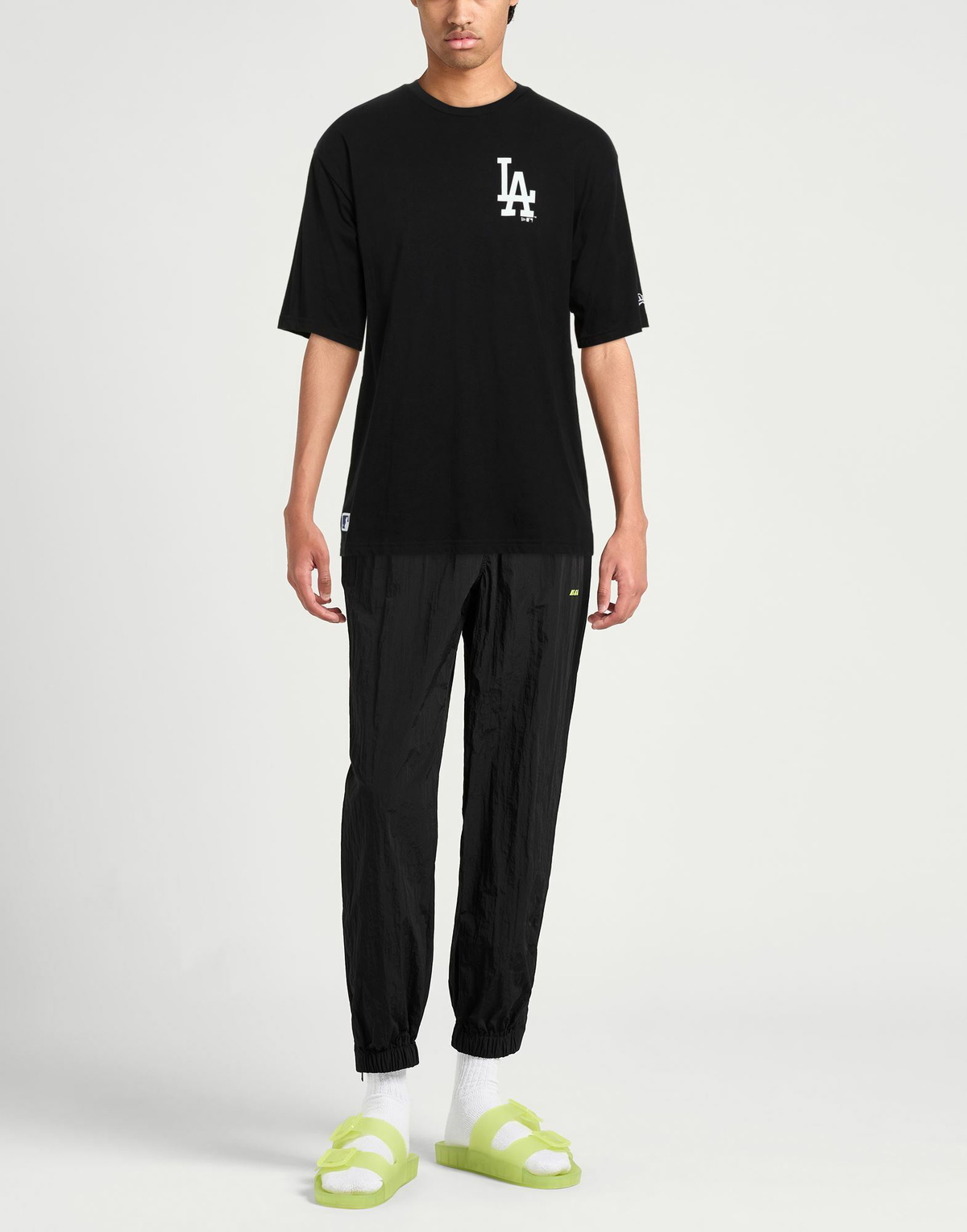 New Era Mens T-shirt in Black