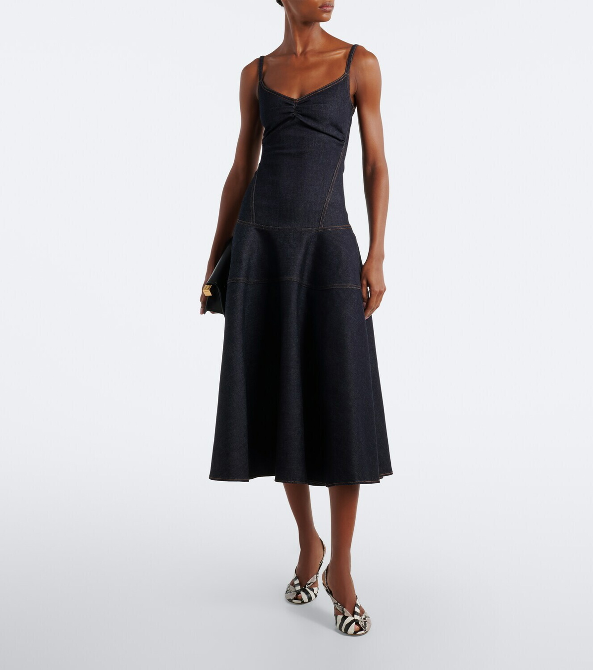 Jacquemus Pina de-Nîmes gathered denim midi dress