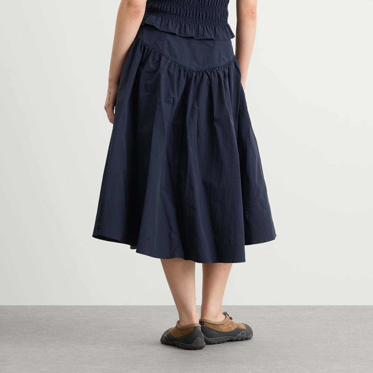 Peachy Den Women's Deba Skirt in Midnight