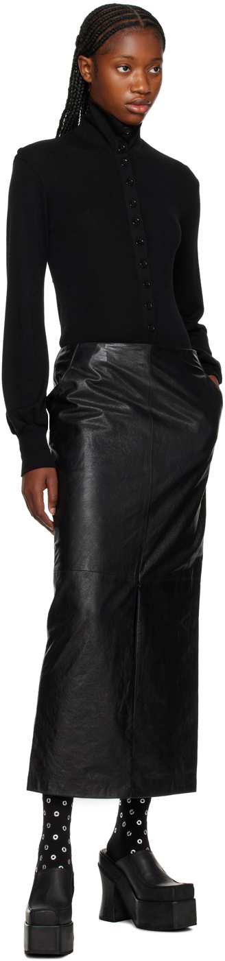 Maiden Name Black Su Turtleneck