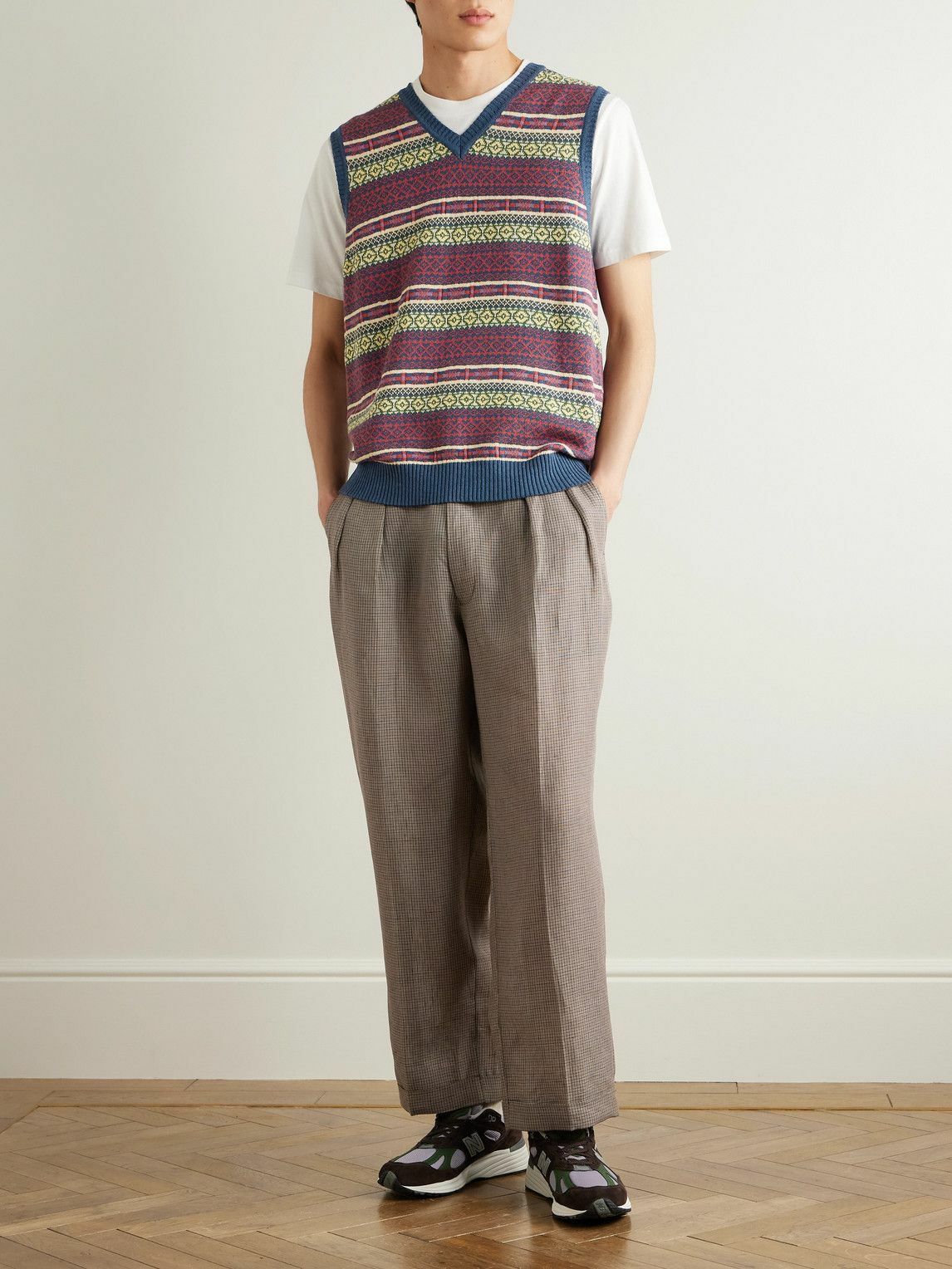 Beams Plus - Straight-Leg Pleated Checked Linen and Cotton-Blend Trousers - Brown