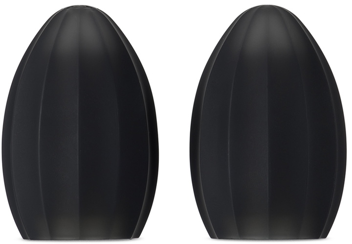 Photo: Mario Luca Giusti Black Bonnie & Clyde Shaker Set