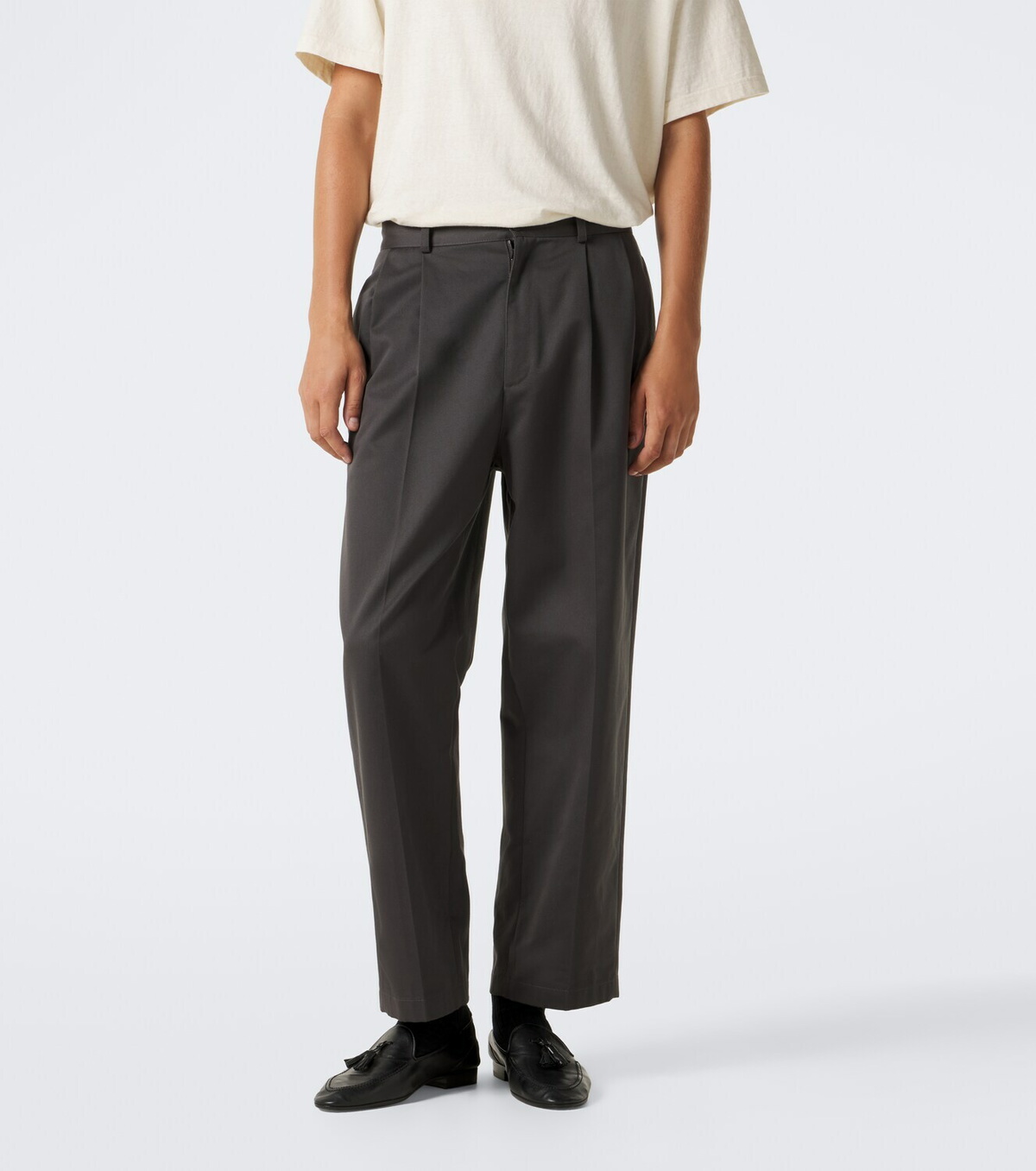 The Row Nesper pleated straight pants
