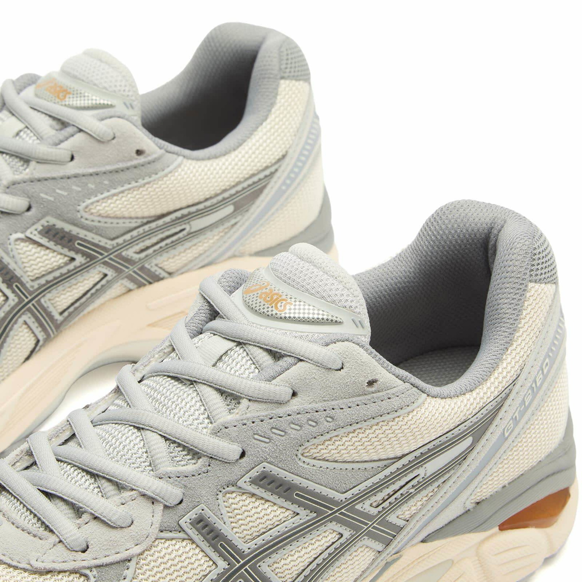 Asics Gt-2160 Sneakers in Cream/Carbon