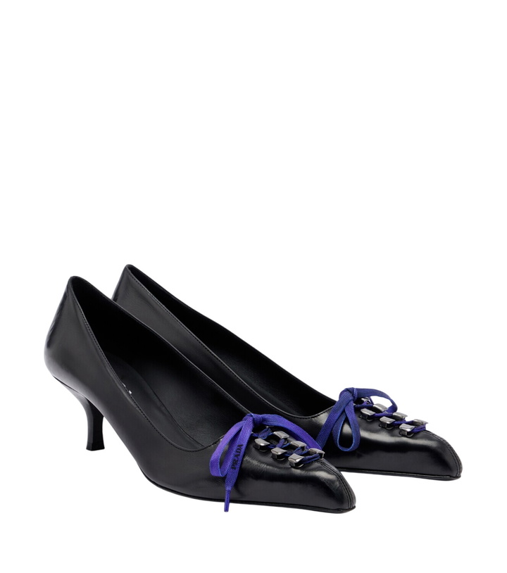 Photo: Prada Bow-detail leather pumps