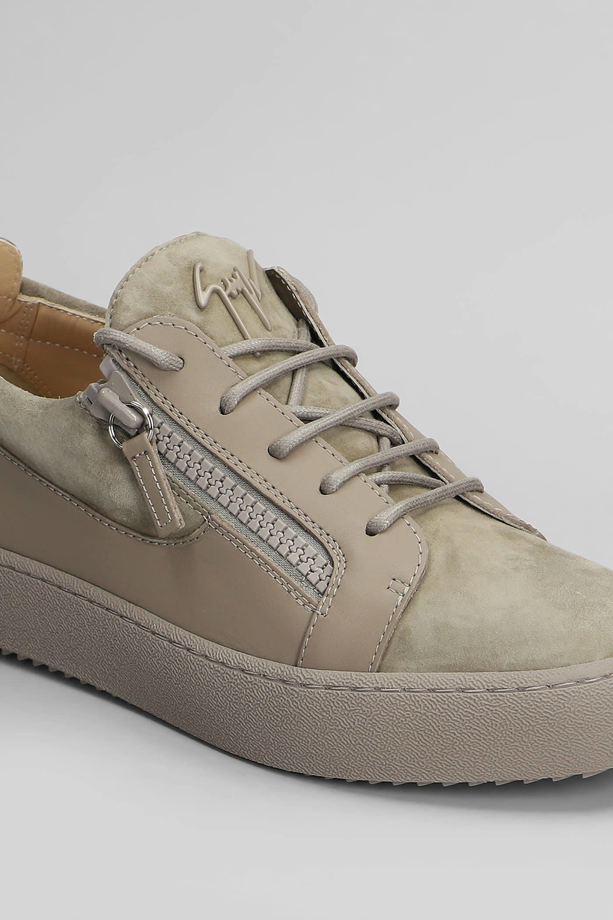 Giuseppe Zanotti Gz94 Sneakers In Taupe Suede
