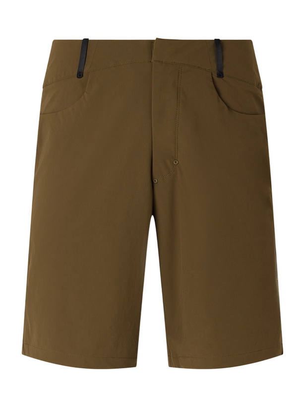 Photo: Portal - Traka Straight-Leg Recycled Stretch-Nylon Shorts - Green