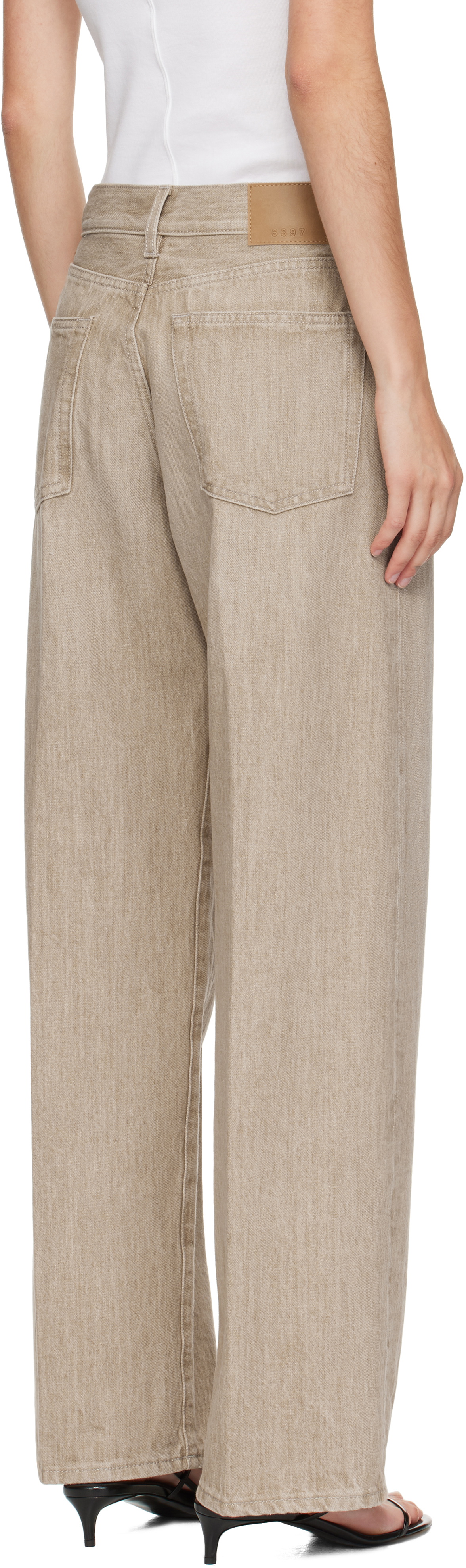 6397 Beige Wide Jeans