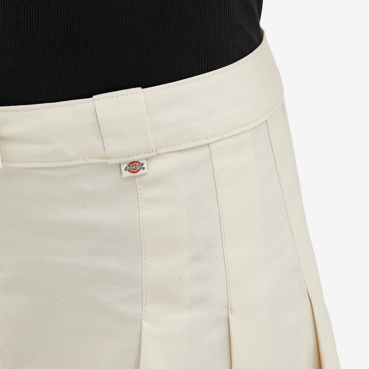 Dickies Women's Elizaville Mini Skirt in Whitecap Grey