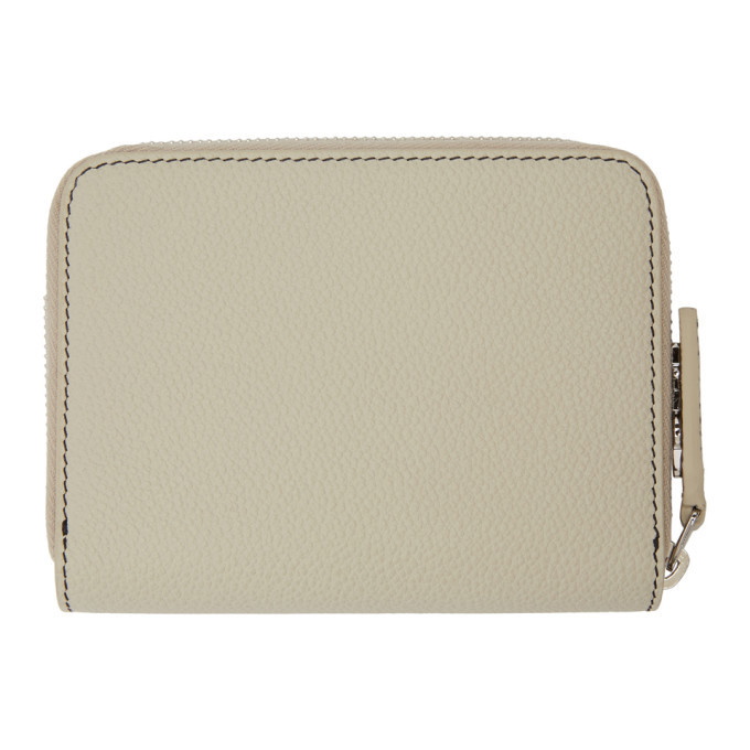 Compact zipped wallet in Grained calfskin