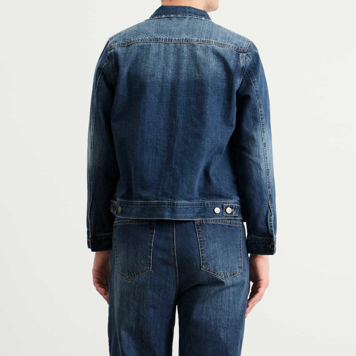 Carter Young Men's Arch Denim Jacket in Sawyer Wash