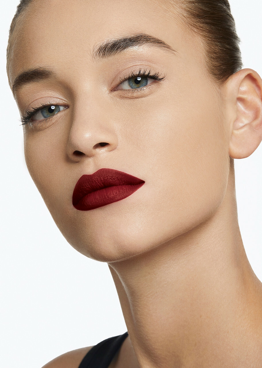 Yves Saint Laurent Rouge Pur Couture The Slim - 18 Reverse Red