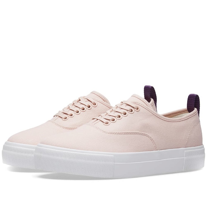 Photo: Eytys Mother Canvas Sneaker Pink