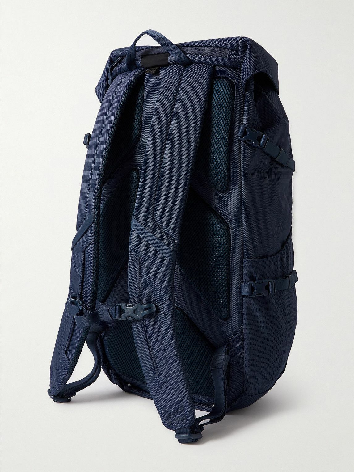 Herschel Supply Co - Barlow Large Logo-Appliqud Nylon Backpack Herschel  Supply Co.