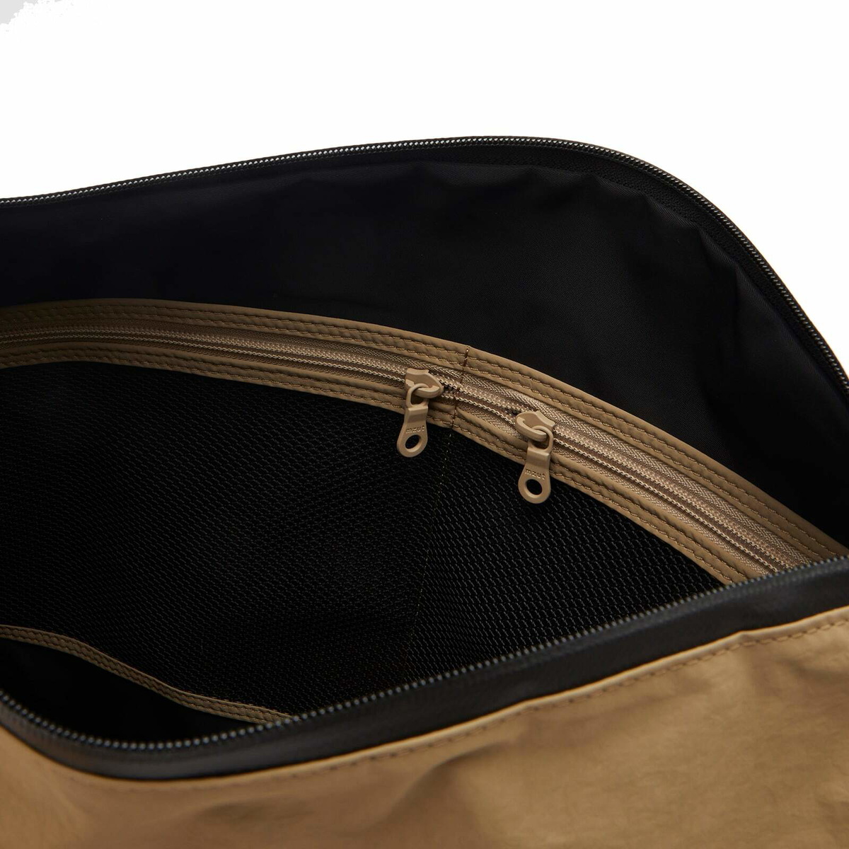 Mazi Untitled Terse Cross Body Bag in Beige 