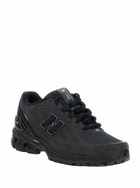 New Balance 1906 Black Sneaker With Mesh Design And Side Logo In Tech Fabric Unisex