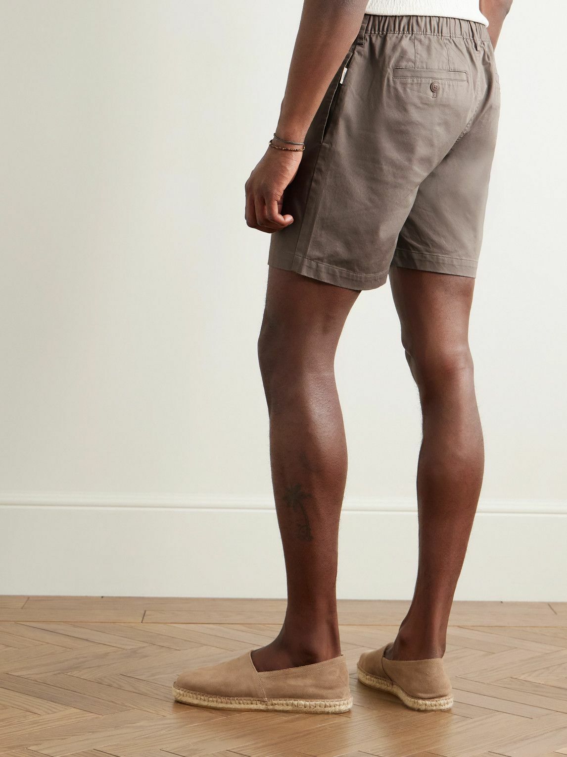 Onia - Slim-Fit Straight-Leg Pleated Garment-Dyed Stretch-Cotton Drawstring Shorts - Brown