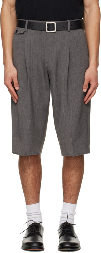 Photo: TONYWACK Gray Raw-Cut Wool Pleated Tailored Shorts