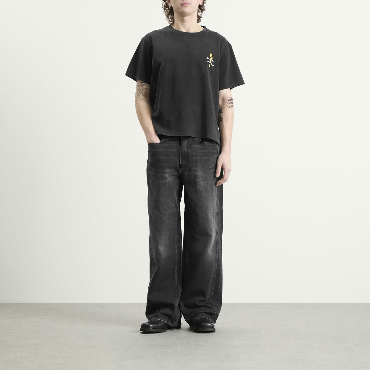 Second/Layer Men's Second Layer Baby Baggy Rose T-Shirt in Black