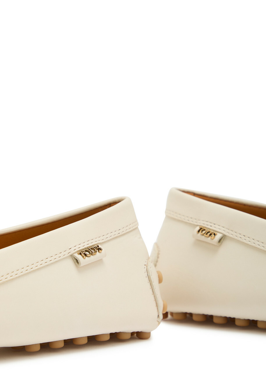 Tods Gommino Leather Loafers