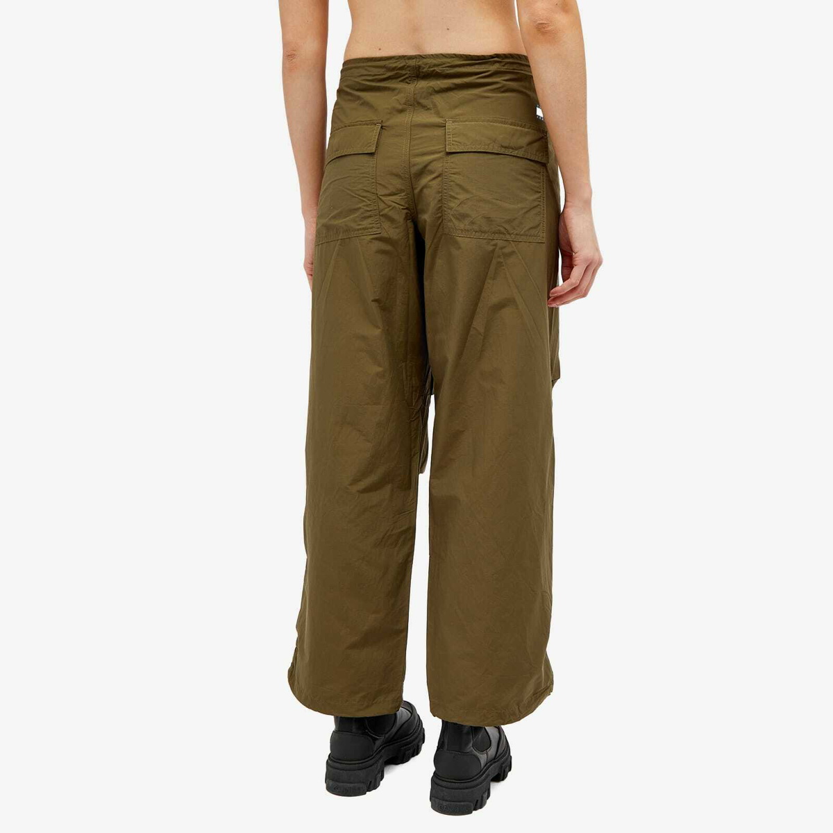 Mens - Organic Cotton Baggy Cargo Pants in Drab Olive Green