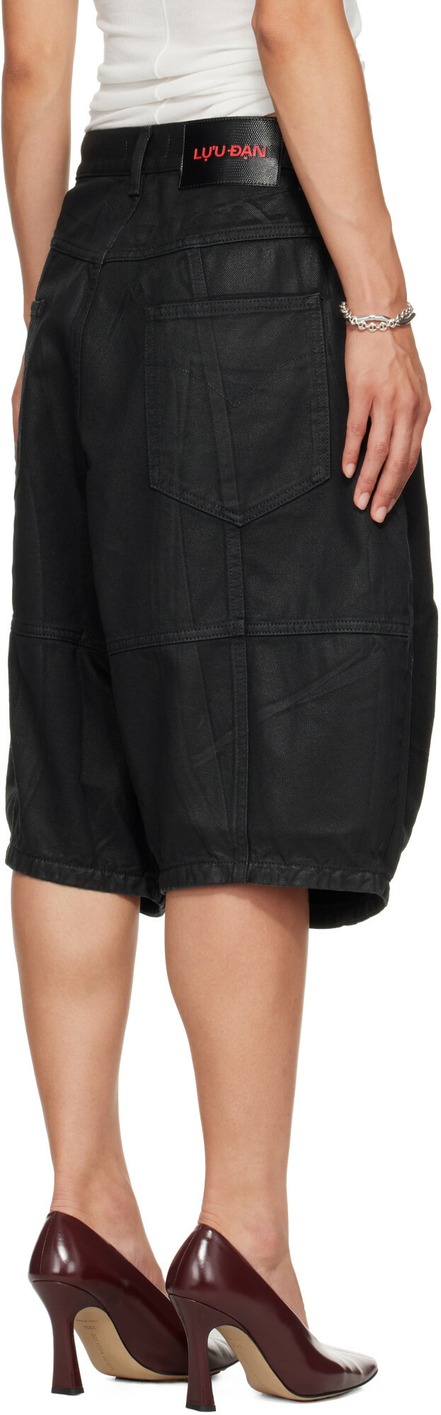 LU'U DAN Black Puffa Shorts