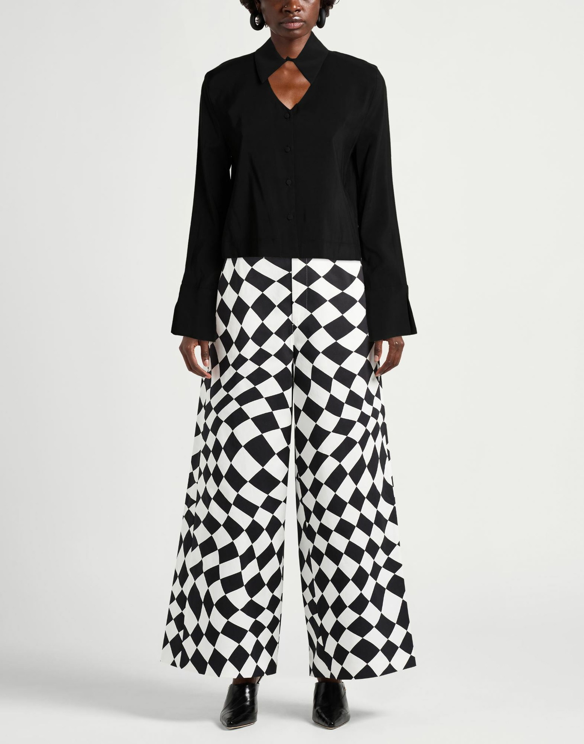 Jijil Womens Shirt in Black