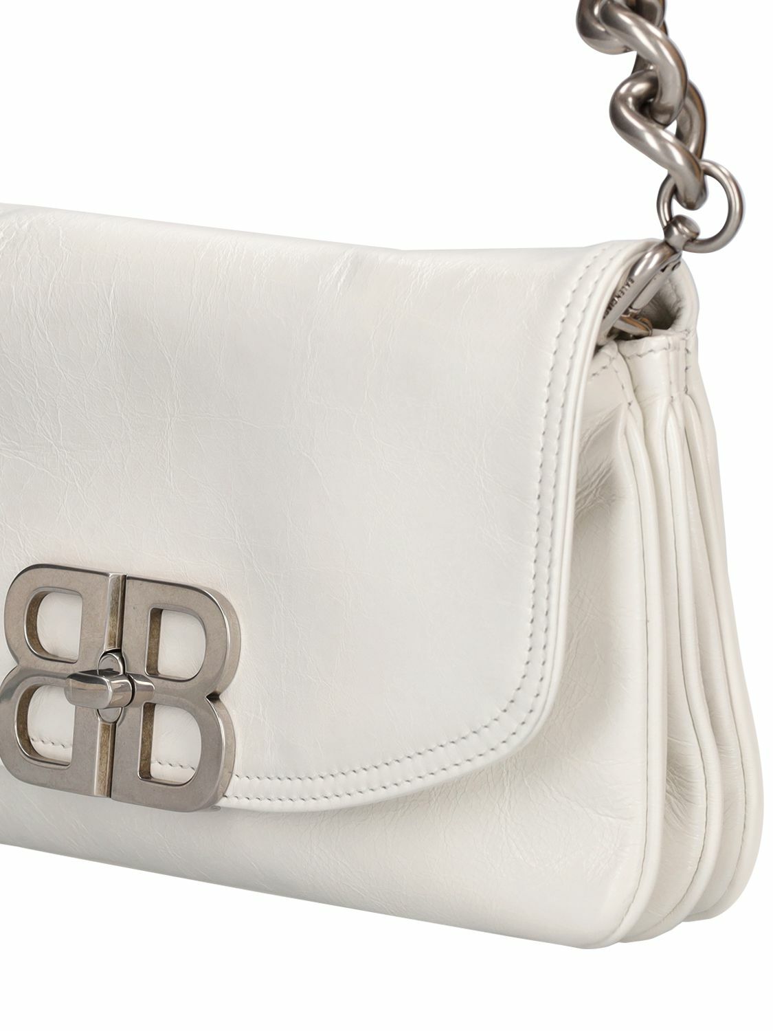 国内配送【BALENCIAGA】BB Small ソフトレザー ショルダーバッグ Balenciaga BB Soft Small Flap Bag | Saks Fifth Avenue