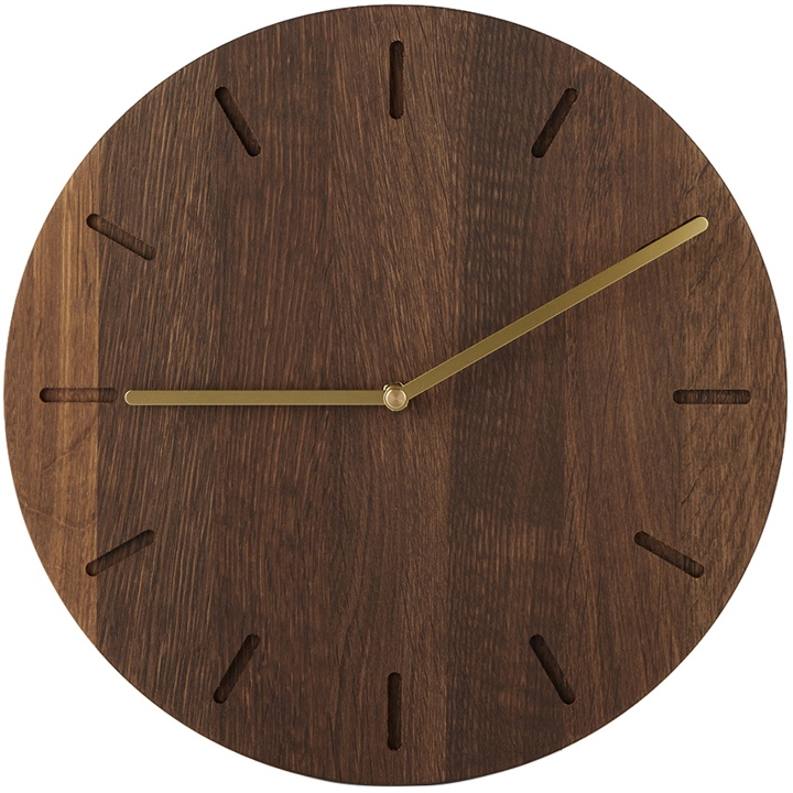 Photo: applicata Brown Watch:Out Clock