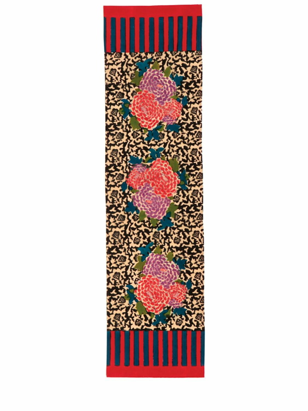 Photo: LISA CORTI Arabesque Corolla Doublemat