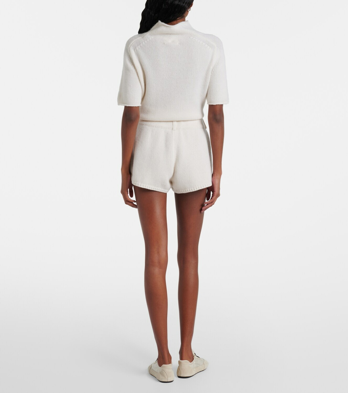 Lisa Yang Low-rise cashmere shorts