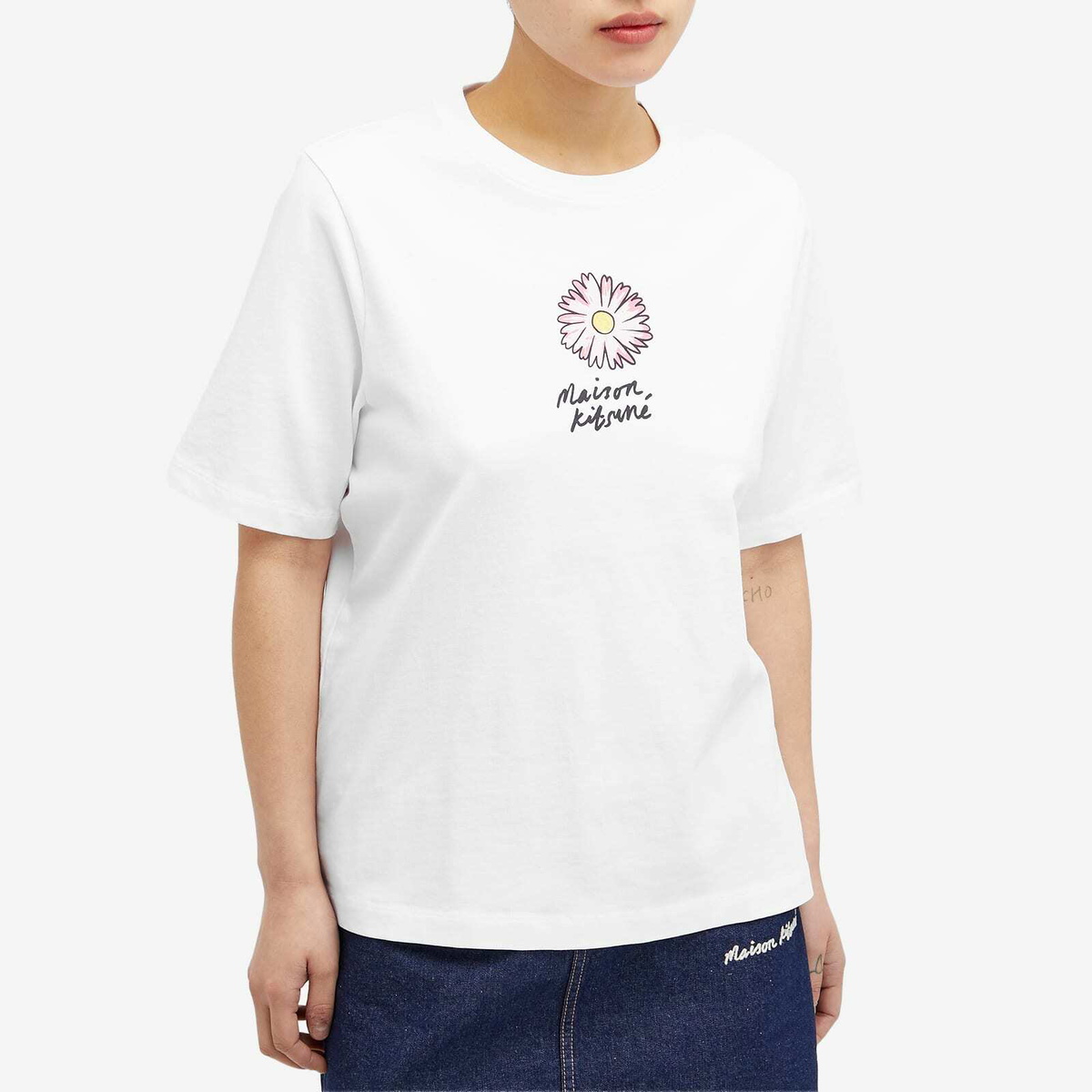 Maison Kitsuné Women's Floating Flower Comfort T-Shirt in