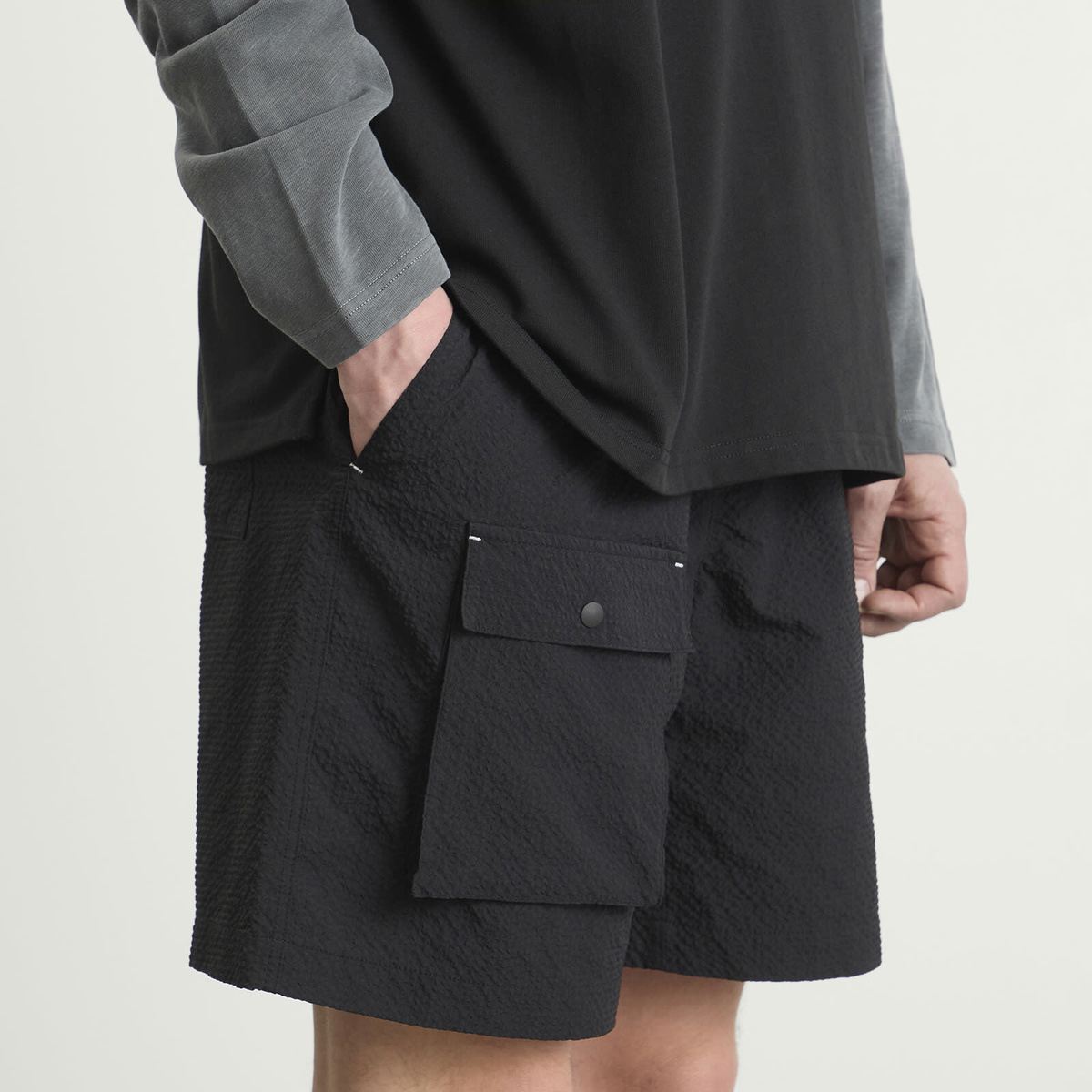 FrizmWORKS Men's Comfortable Banding Shorts in Black