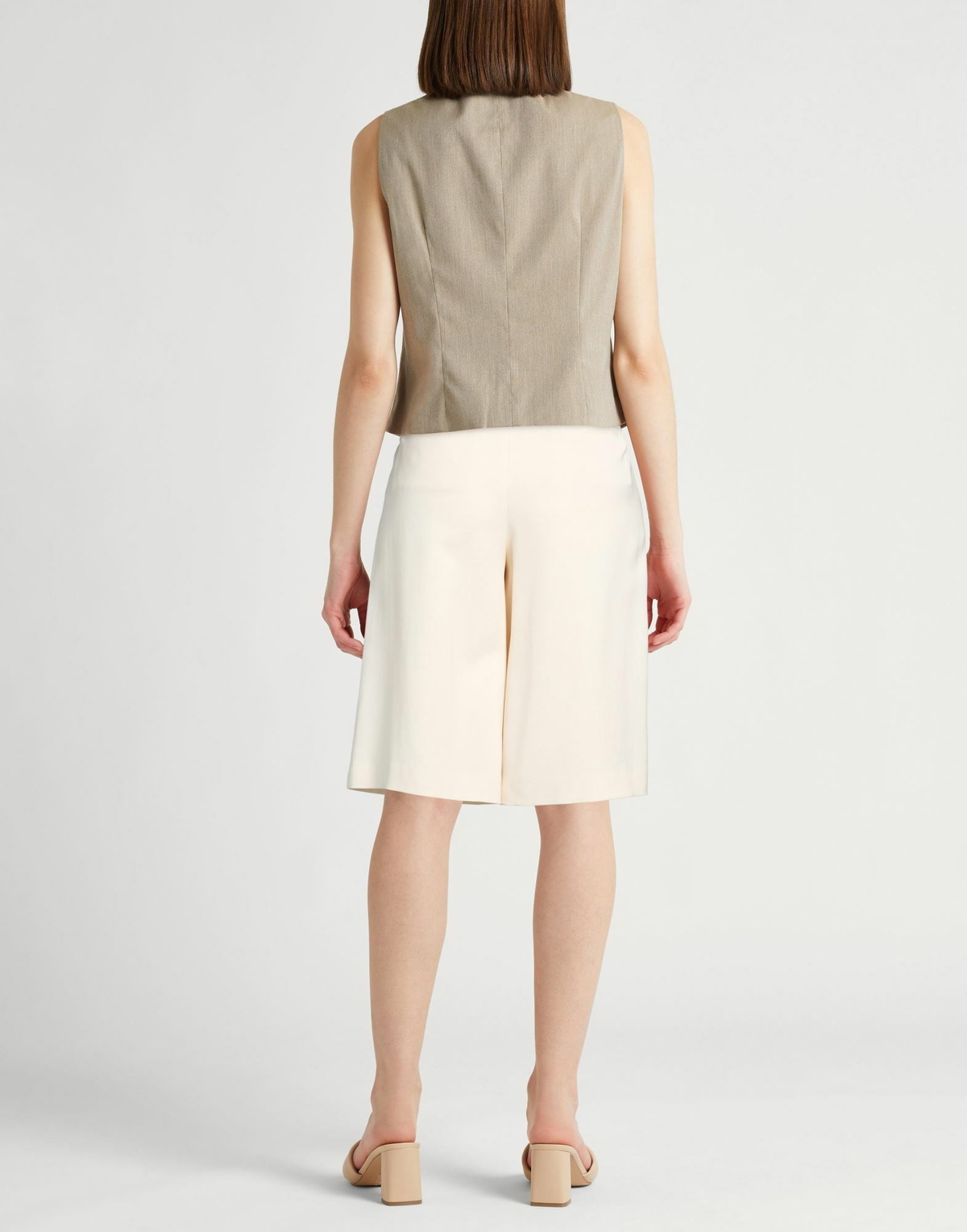 Peserico Womens Shorts & Bermuda Shorts Ivory