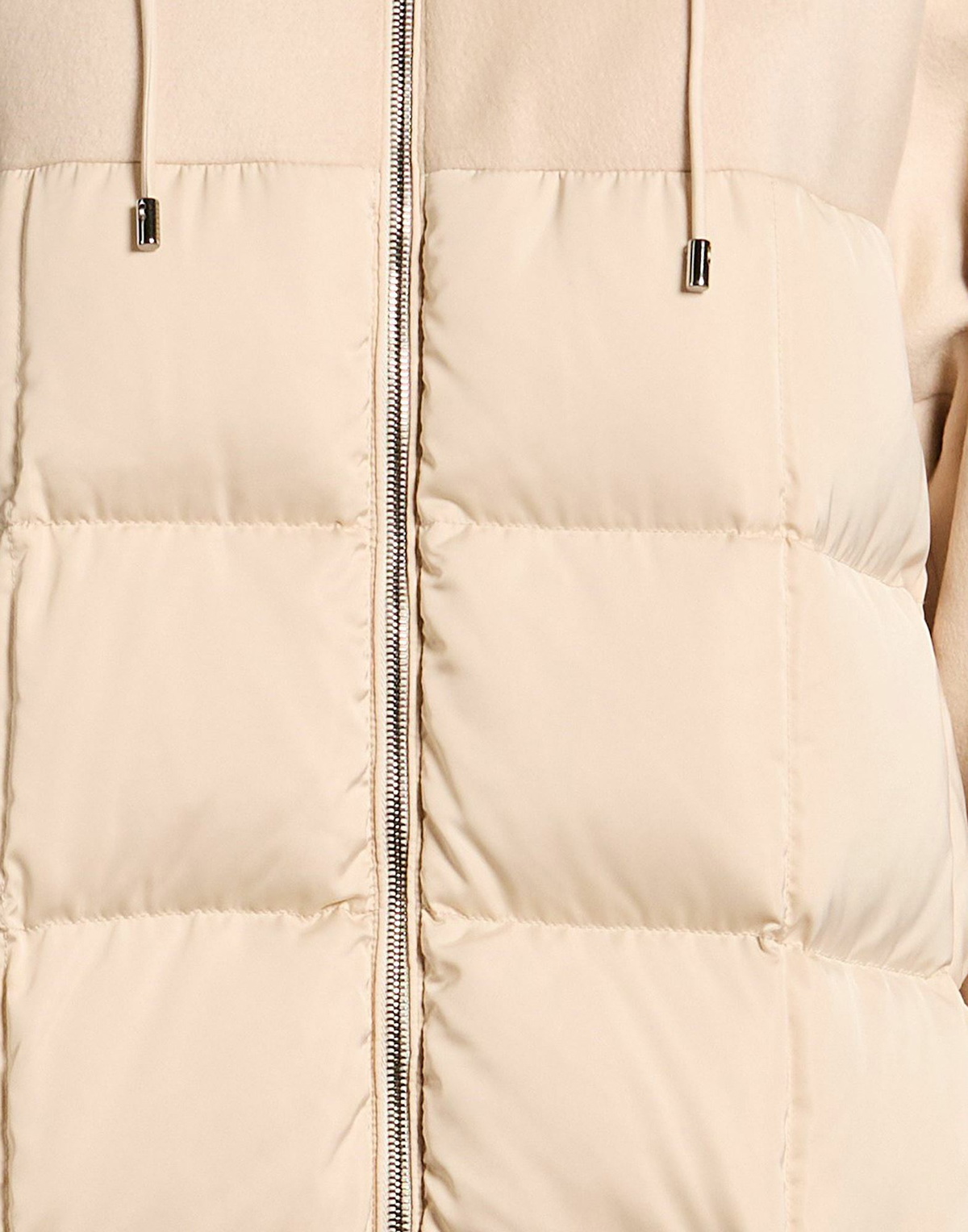 Peserico Womens Puffer in Beige