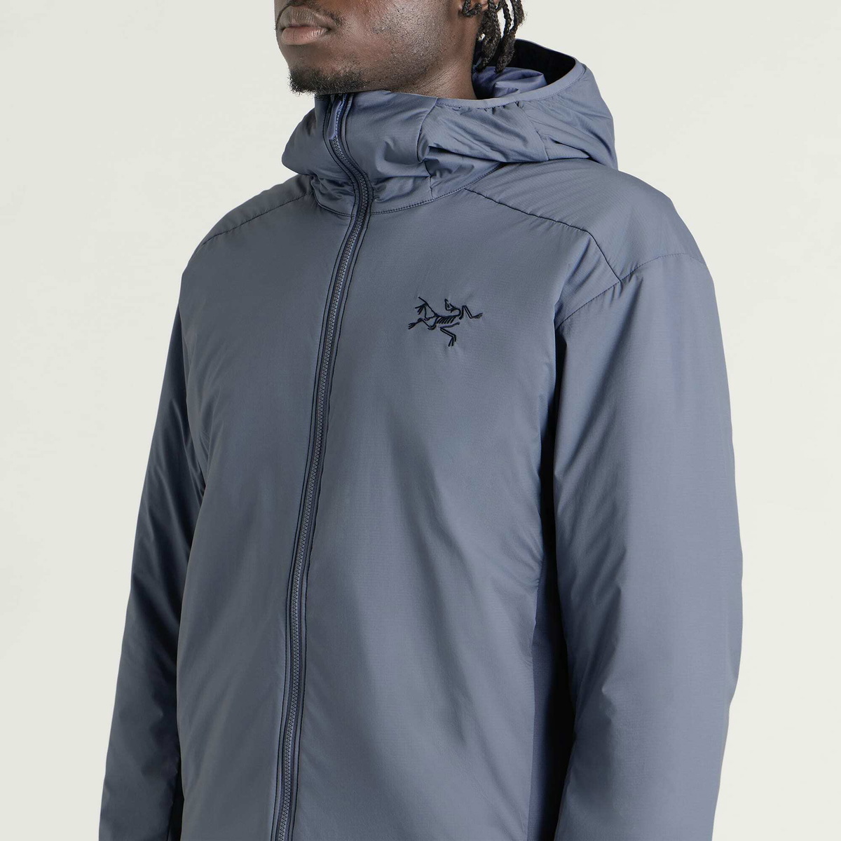 Arc'teryx Men's Arcteryx Atom Hooded Jacket in Stratus