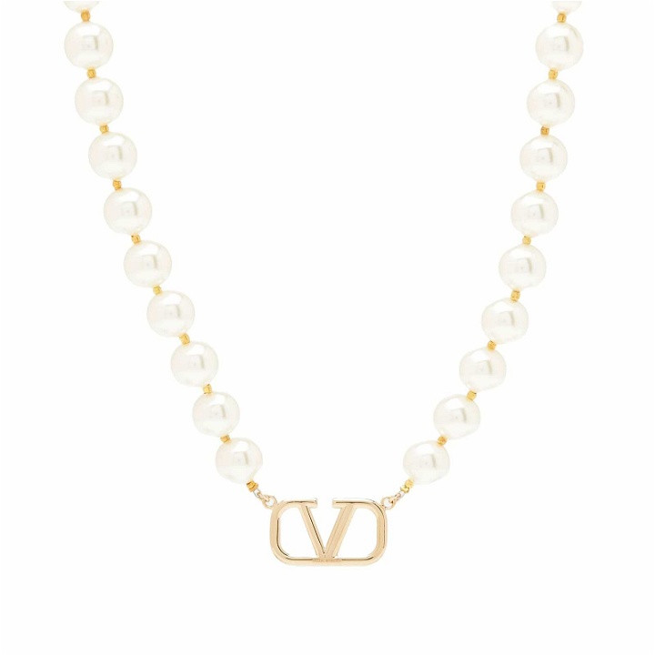 Photo: Valentino Men's Signature Pearly Necklace in Oro 18/Cream