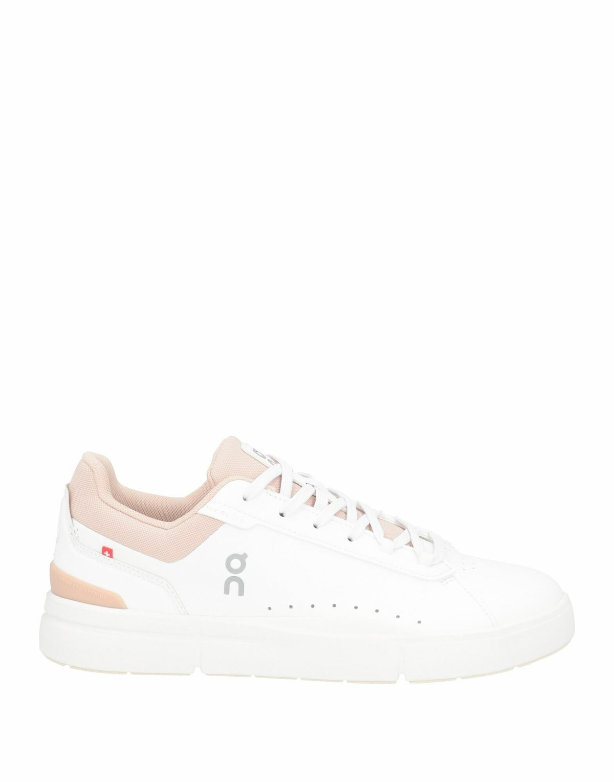On The Roger Advantage Womens Sneakers in White