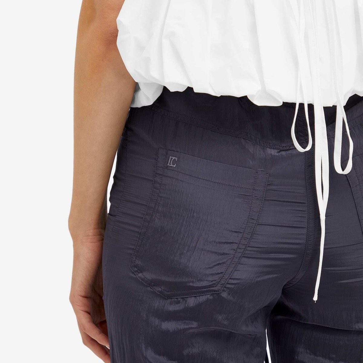 [LOW CLASSIC] / ☆ 24SS CRINKLE SLIM FIT PANTS / NAVY Low Classic Women's Crinkle Slim Fit Pants in Navy Low Classic