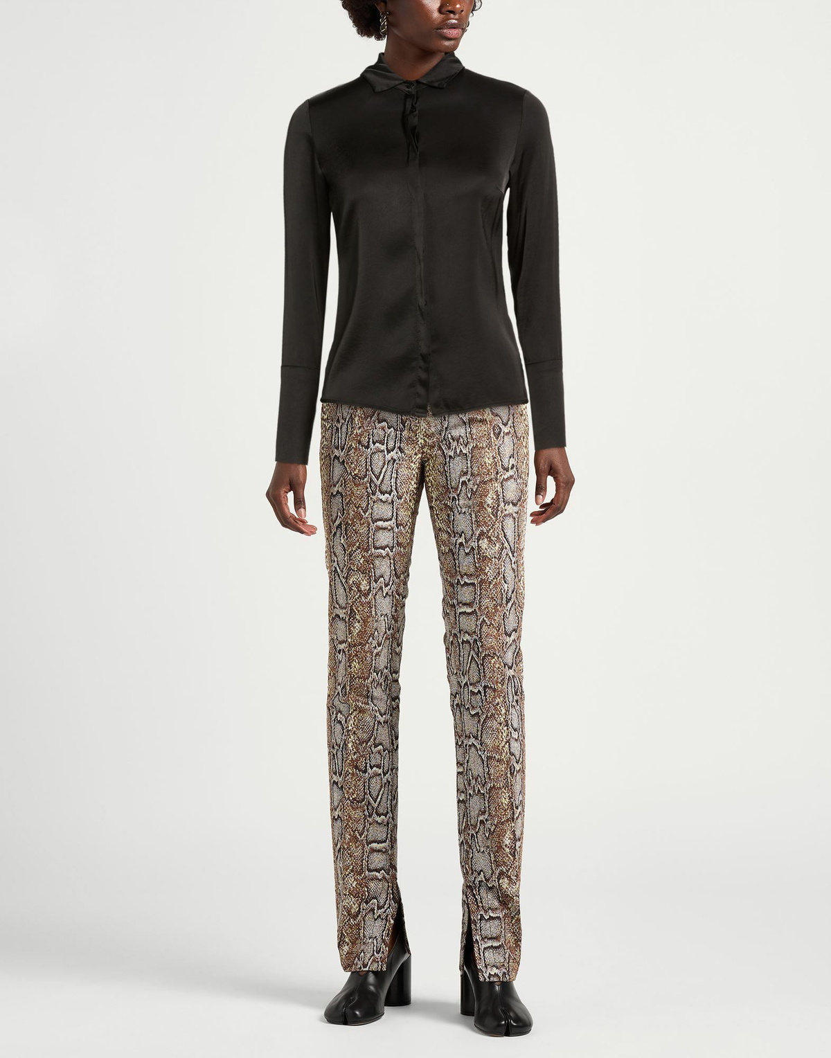 Manila Grace Womens Shirt in Black