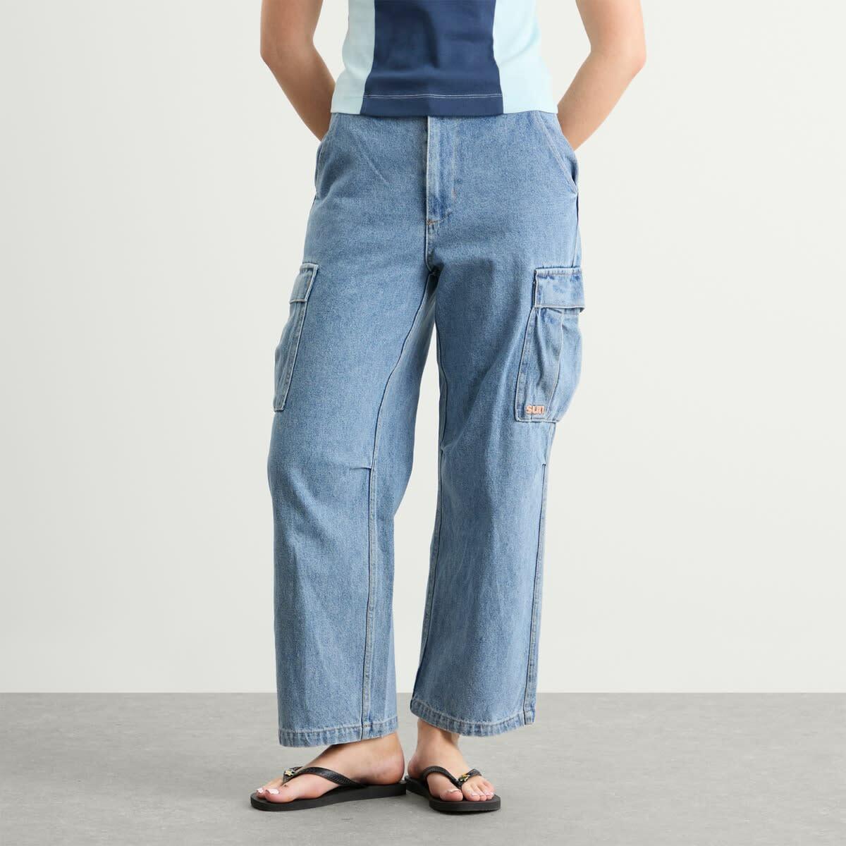 SUNDAYFRUITMARKET Women's Sun Denim Cargo Pants in Blue