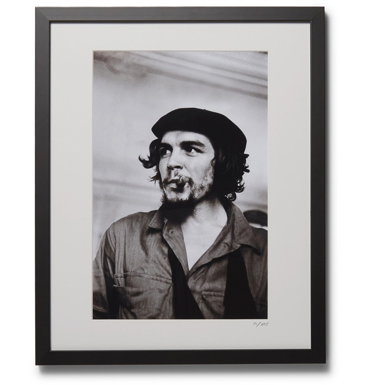 Photo: Sonic Editions - Framed 1959 Che Guevara Print, 16" x 20" - Black