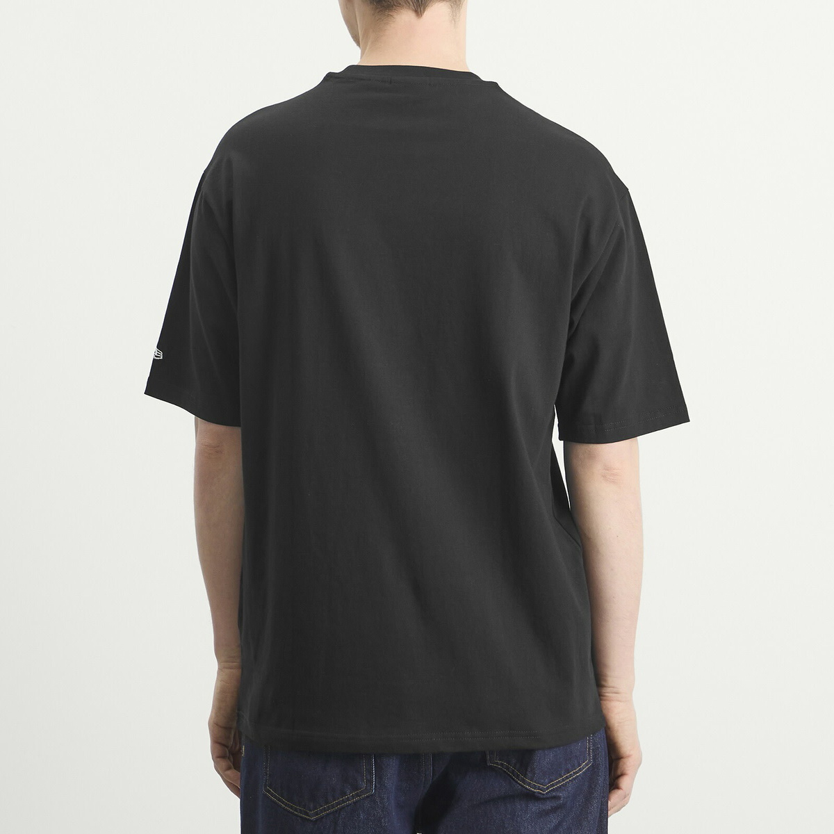 New Era Men's Hot Dog Graphic T-Shirt in Black