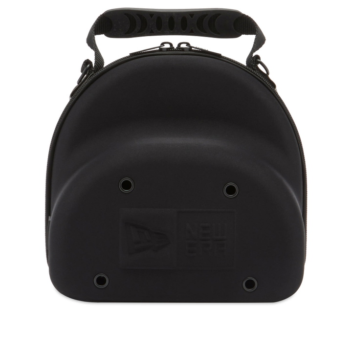 Photo: New Era 59Fifty Sticker 2 Pack Cap Carrier in Black 