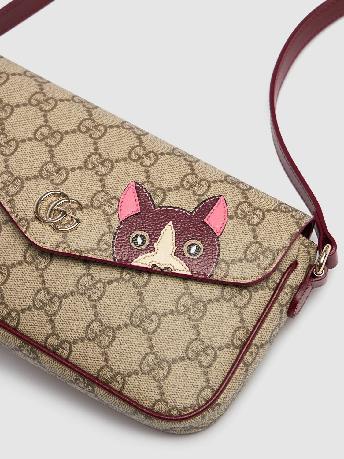 新品タグあり　GUCCI サバト　キャットディテール GGミニショルダーバッグ GUCCI Mini Gg Canvas Bag with Cat Detail Gucci