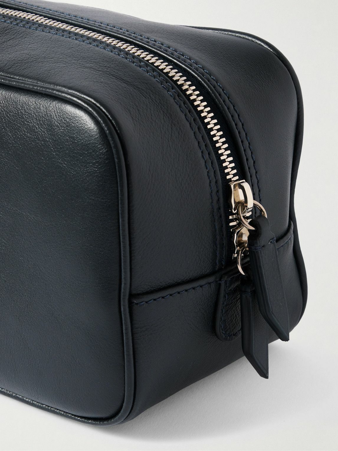 Métier - Leather Wash Bag